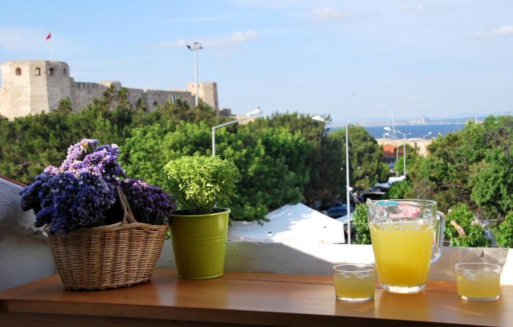 Efharisto Hotel Бозджаада Екстериор снимка